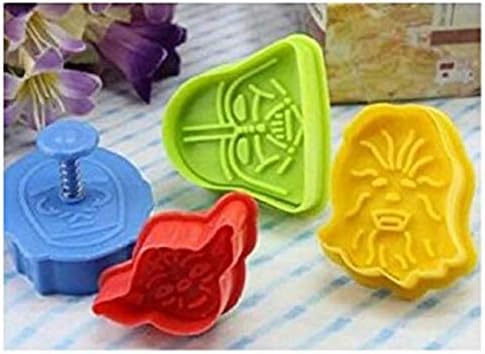 [Delivery_007] Set of 4 Star Wars Plunger Cookie Cutters - Darth Vader, C-3PO, Yoda and Chewbacca - Amazing Cake Mold Decoration Tool For Baking in Kitchen - Multi-Color